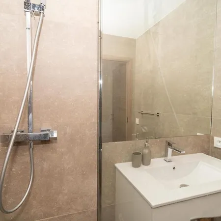 شقة Center La Croisette Splendid 2 Bedroom In Premium Gardens And Balcony By Olam كان